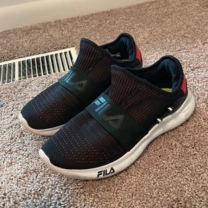Fila super comfy walking shoes!!